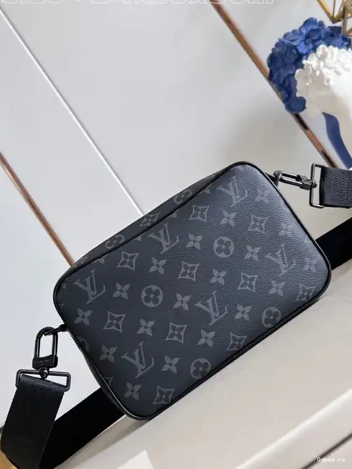 VUITTON Alpha-24*16*8 Nano cm LOUIS 0224