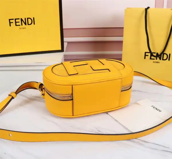 FENDI CAMERA BAG 0204