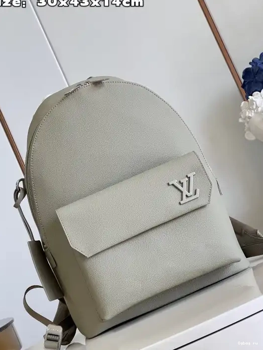 TAKEOFF BACKPACK VUITTON LOUIS 0222