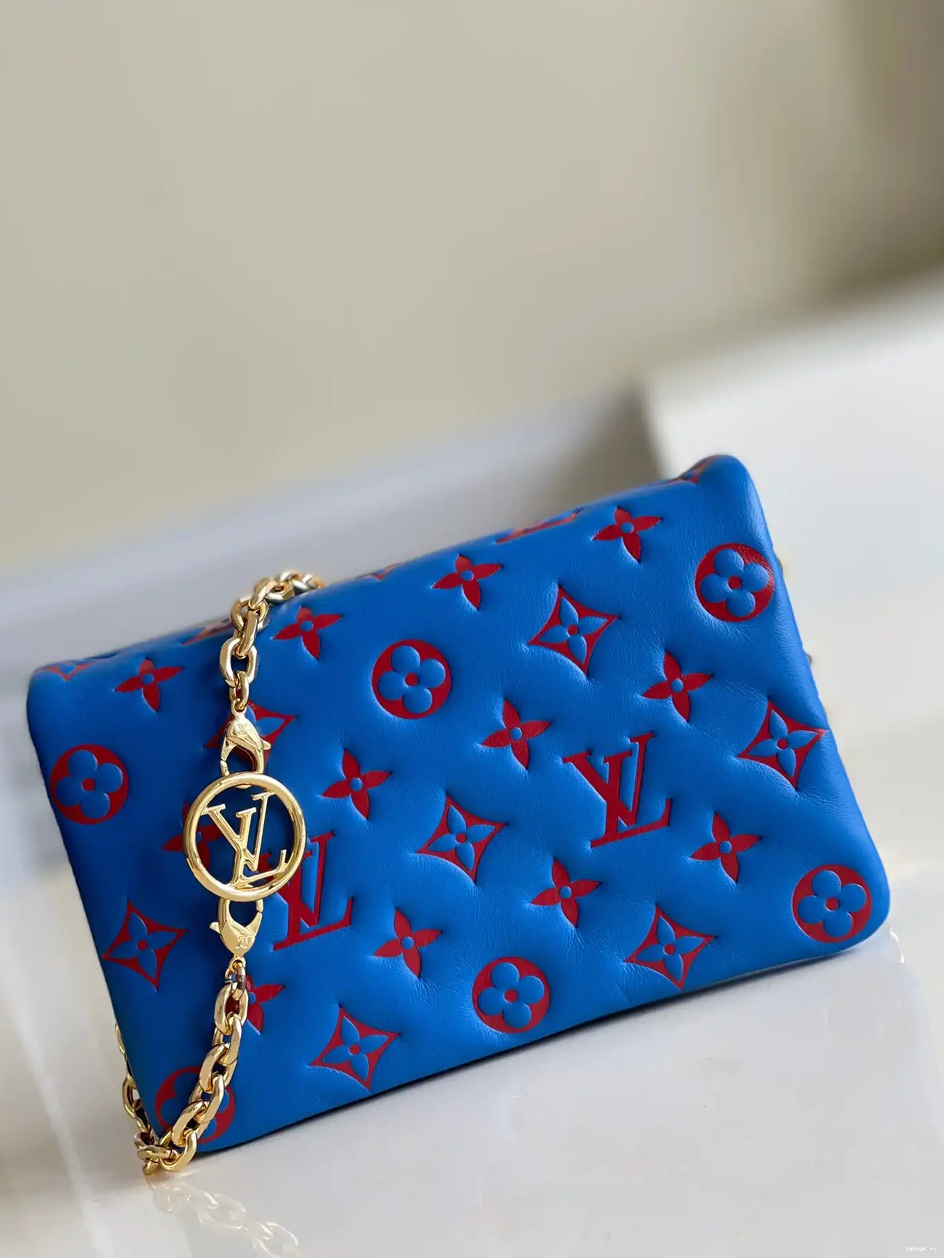 POCHETTE COUSSIN LOUIS VUITTON 0207