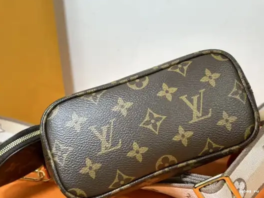 LOUIS NEVERFULL BB VUITTON 0213