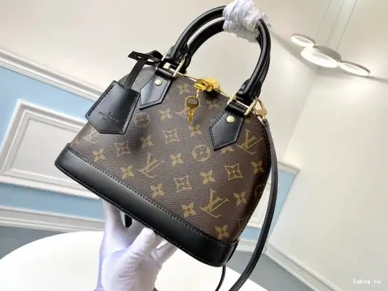 LOUIS BB ALMA VUITTON 0218