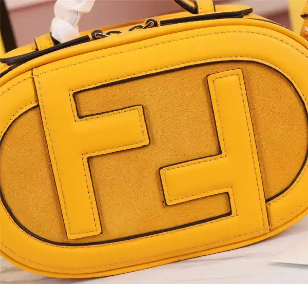 FENDI CAMERA BAG 0204