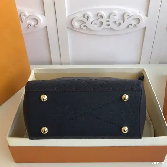 LOUIS VUITTON MONTAIGNE BB 0215