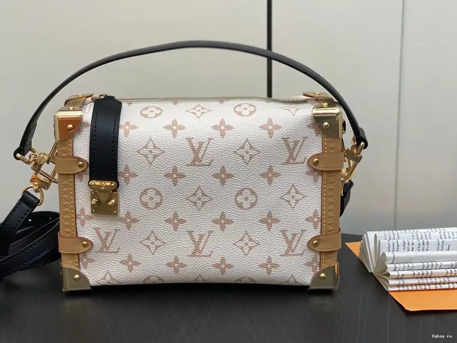 VUITTON MM TRUNK SIDE LOUIS 0218