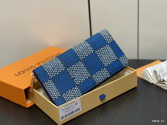 VUITTON WALLET-10*20*2 cm ZIPPY LOUIS 0213