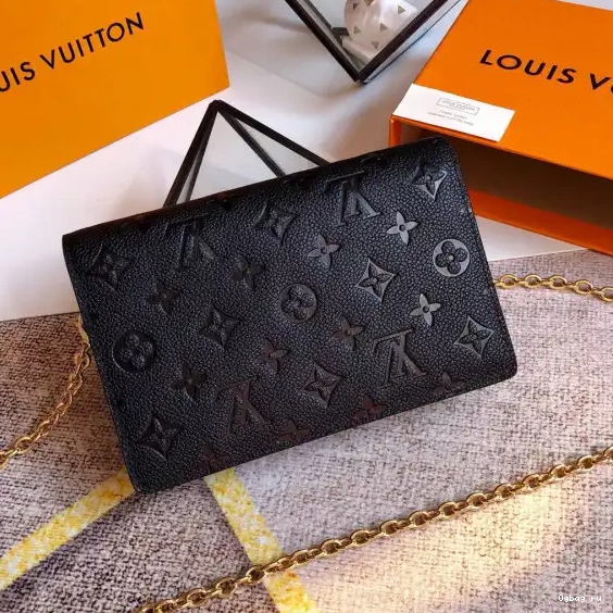 WALLET VAVIN VUITTON LOUIS CHAIN 0223