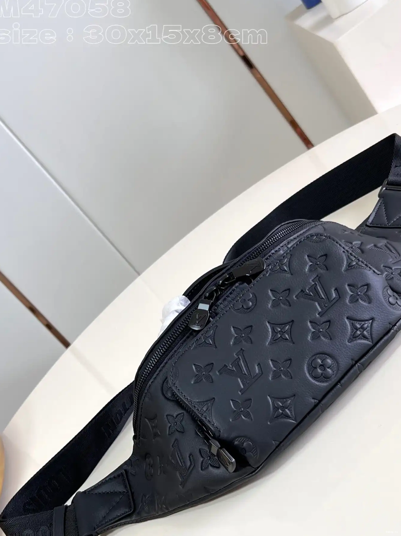 LOUIS VUITTON Bumbag-30*15*8CM Rush 0226