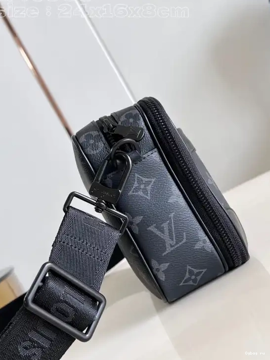 VUITTON Alpha-24*16*8 Nano cm LOUIS 0224