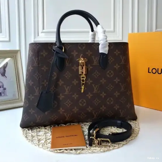 FLOWER Louis TOTE Vuitton 0222