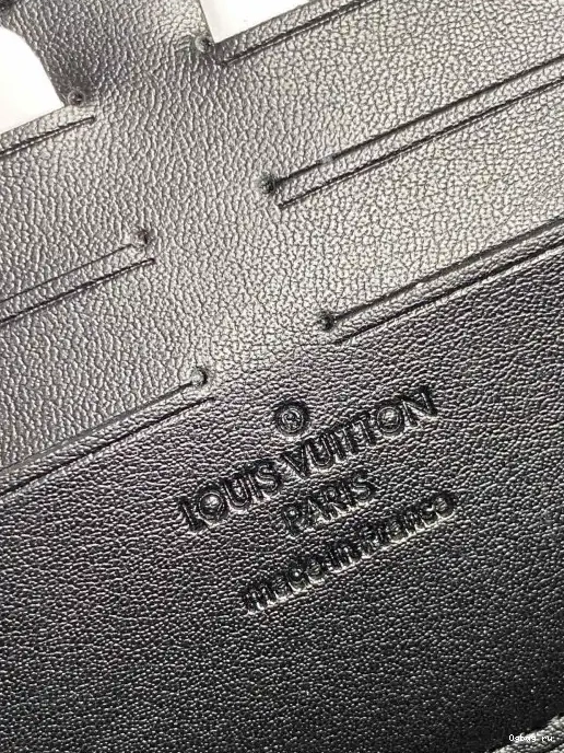 WALLET LOUIS VUITTON TRUNK ZIPPY 0223