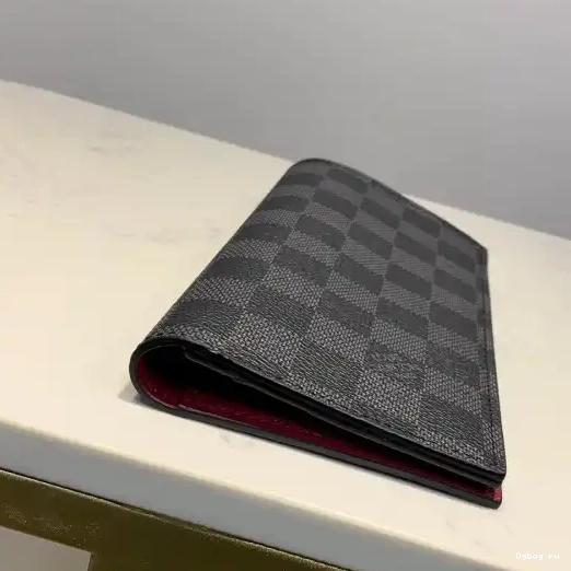 VUITTON LOUIS WALLET ALEXANDRE 0217