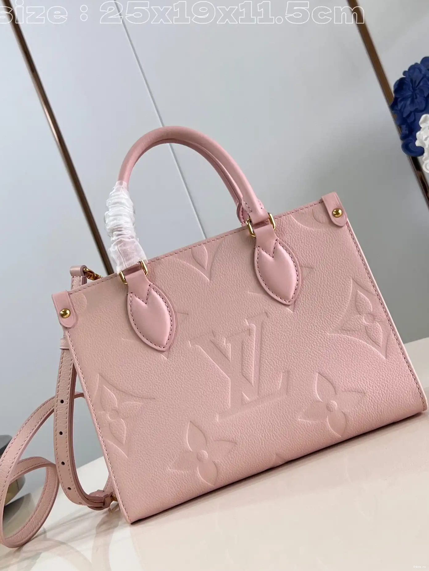 VUITTON PM-25*19*11.5cm LOUIS ONTHEGO 0216