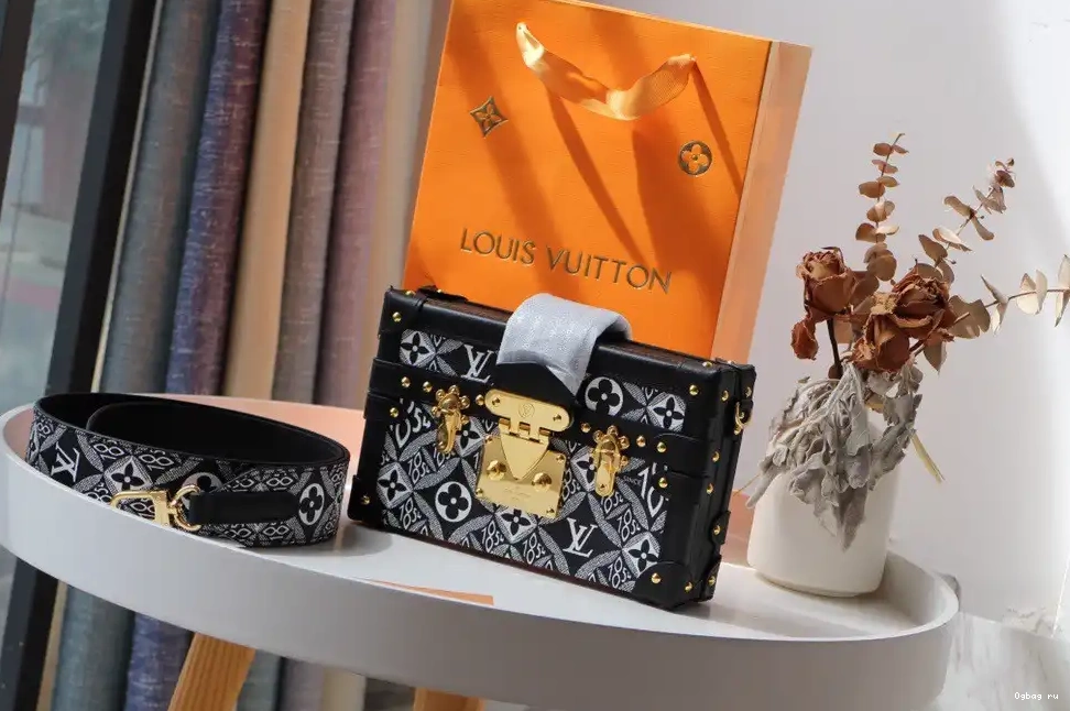 1854 SINCE MALLE VUITTON PETITE LOUIS 0318