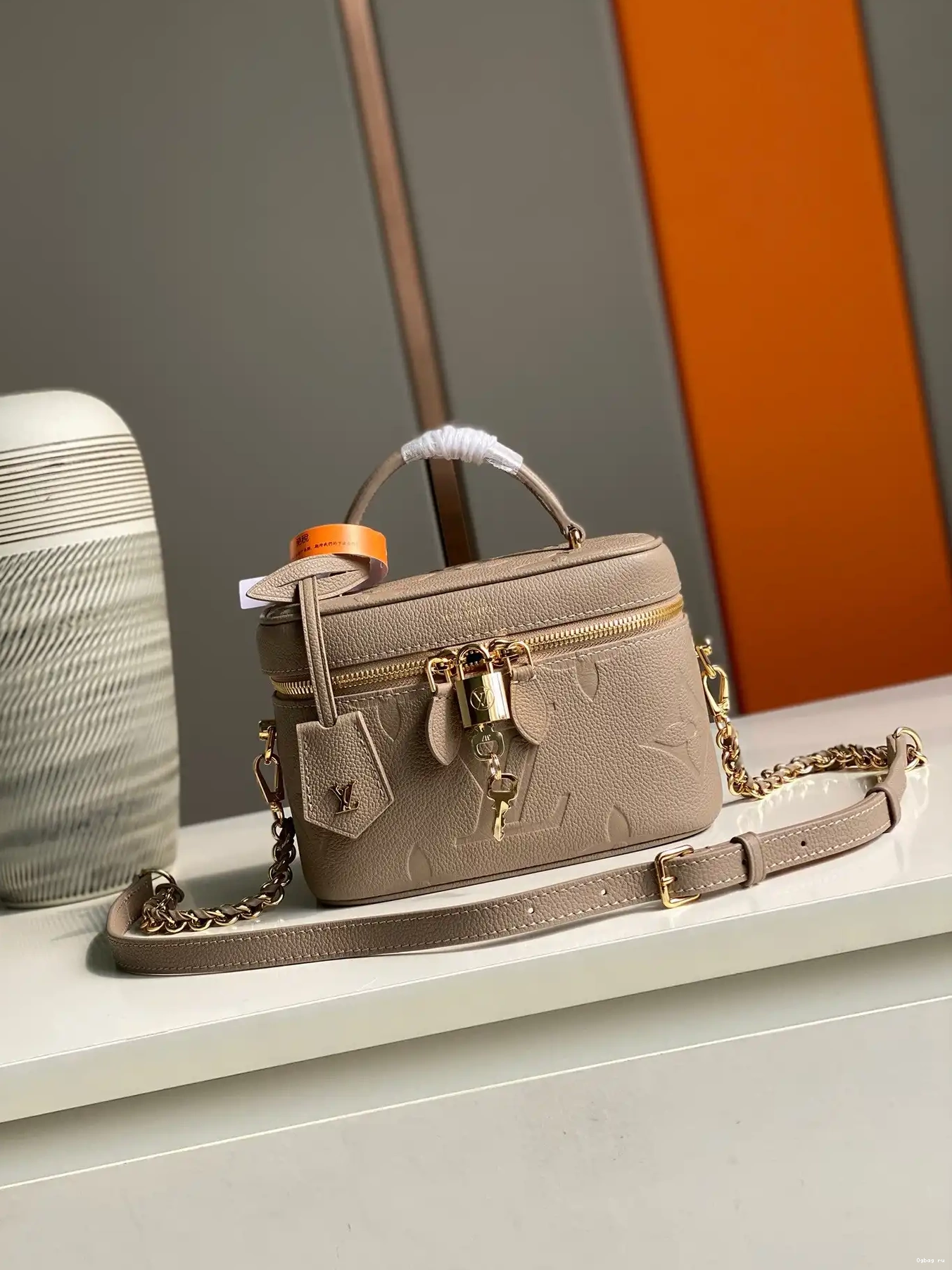 LOUIS VUITTON PM VANITY 0319