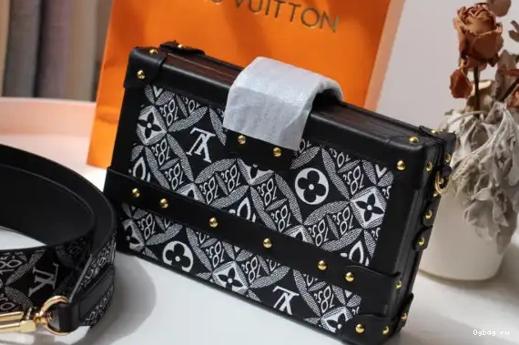 1854 SINCE MALLE VUITTON PETITE LOUIS 0318