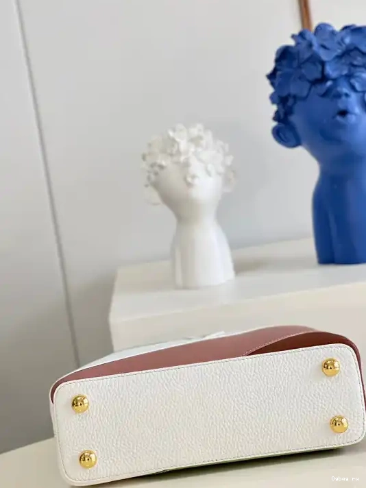LOUIS CAPUCINES VUITTON BB 0318