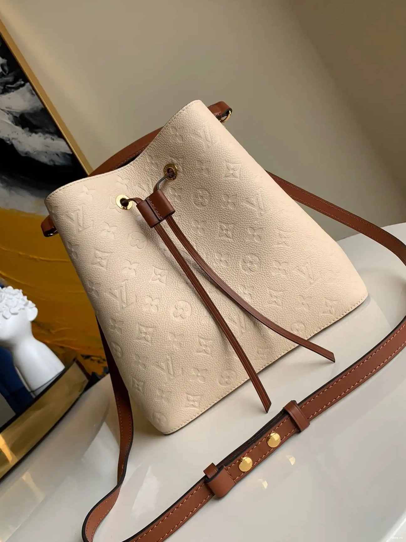 NEONOE LOUIS MM VUITTON 0318