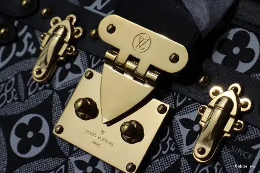 1854 SINCE MALLE VUITTON PETITE LOUIS 0318