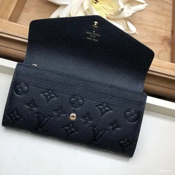 VUITTON SARAH LOUIS WALLET 0316