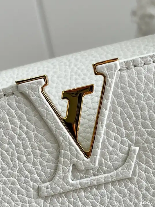 LOUIS CAPUCINES VUITTON BB 0318